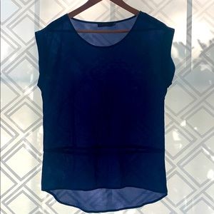 3 for $18 The limited sheer cap sleeved top size s